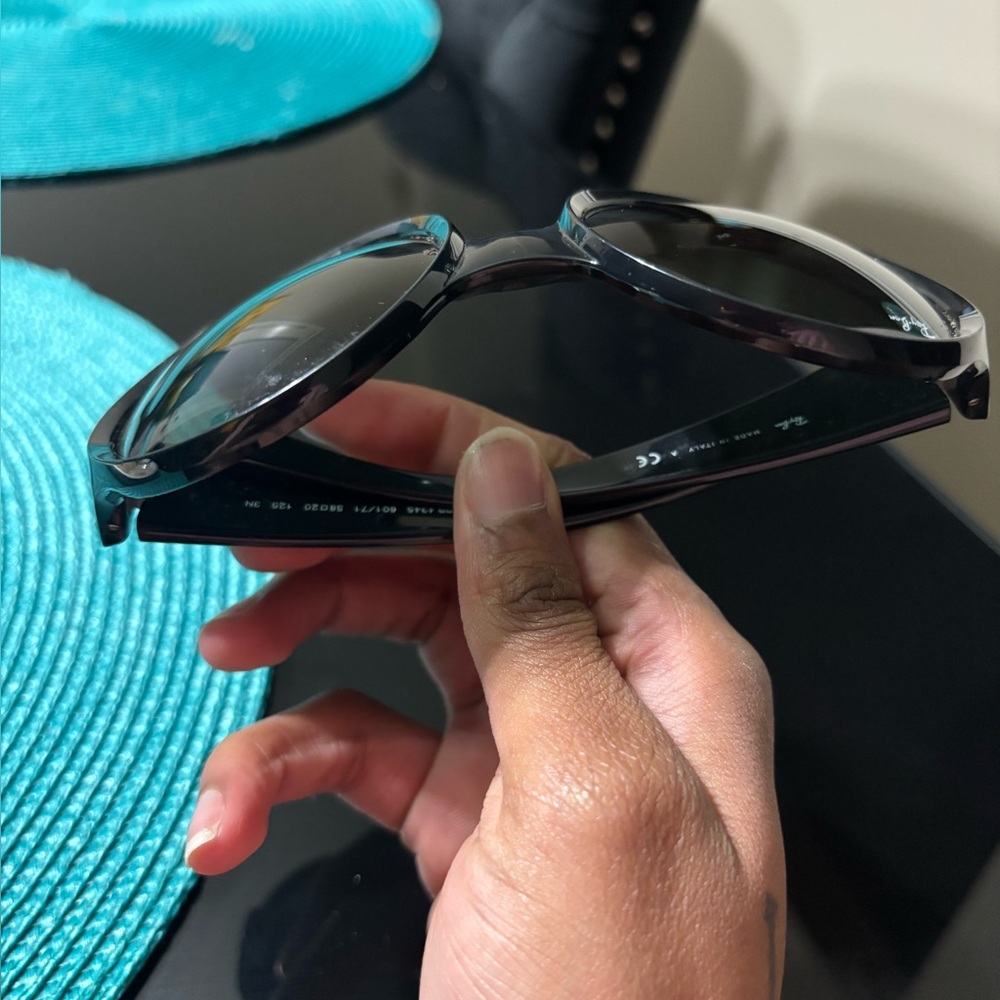 Ray-Ban Black Sunglasses